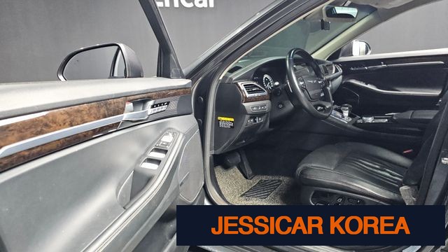 2020 Genesis G90 - Thumbnail 18
