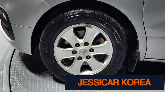 2019 Hyundai The New Grand Starex - Thumbnail 2