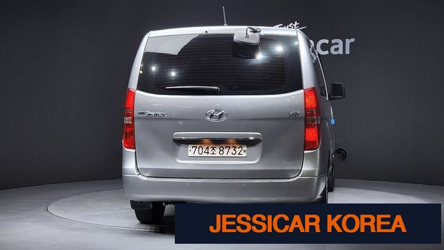 2019 Hyundai The New Grand Starex - Thumbnail 9