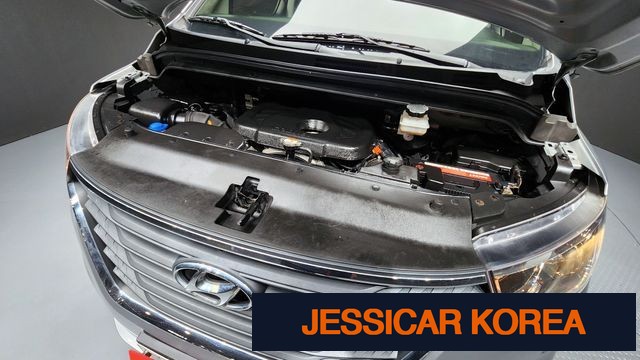 2019 Hyundai The New Grand Starex - Thumbnail 18
