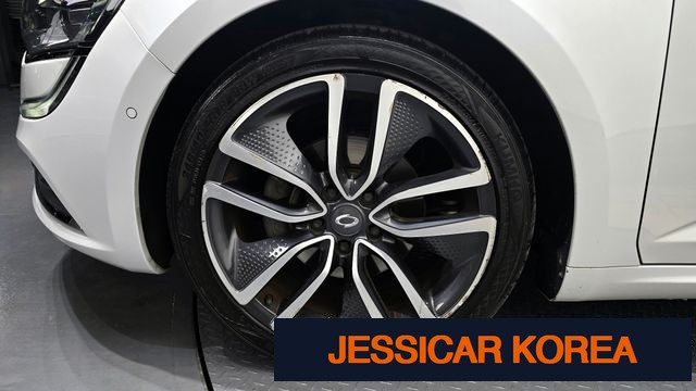 2016 Renault Korea SM6 - Thumbnail 3