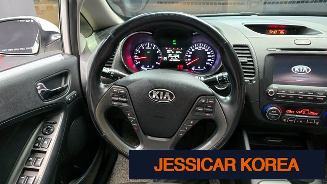 2015 Kia K3 - Thumbnail 18