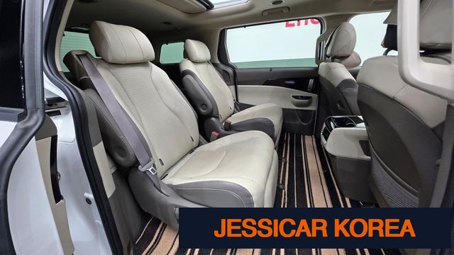 2021 Kia Carnival 4th Gen - Thumbnail 16
