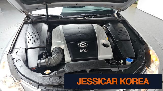 2010 Hyundai Genesis - Thumbnail 13