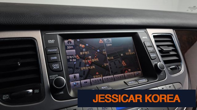 2010 Hyundai Genesis - Thumbnail 14