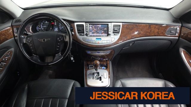 2010 Hyundai Genesis - Thumbnail 16