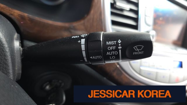 2010 Hyundai Genesis - Thumbnail 19