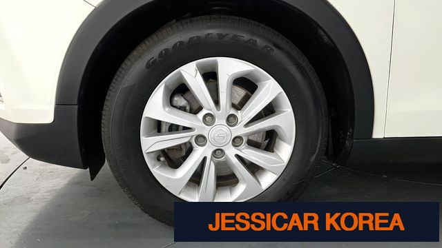 2019 KG Mobility tivoli armor - Thumbnail 11