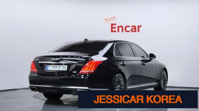 2016 Genesis EQ900 - Thumbnail 18