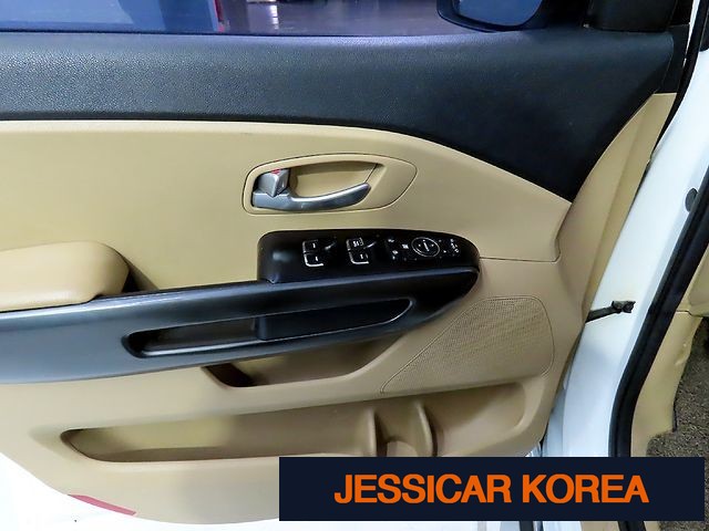 2016 Kia All New Carnival - Thumbnail 2