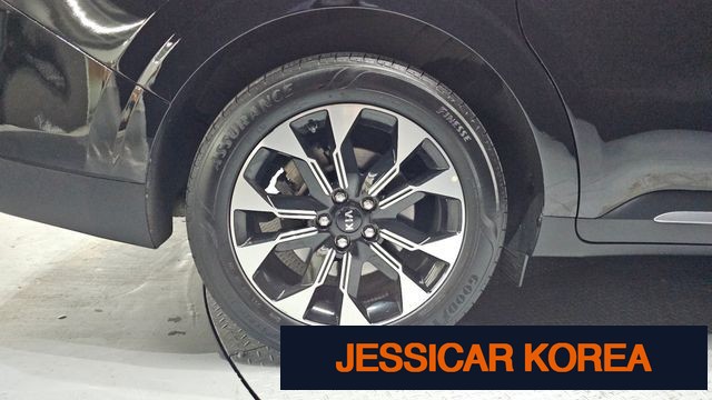 2021 Kia Carnival 4th Gen - Thumbnail 4