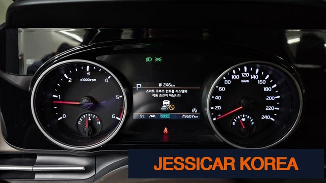 2021 Kia Carnival 4th Gen - Thumbnail 8