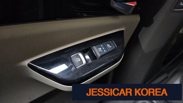 2021 Kia Carnival 4th Gen - Thumbnail 18