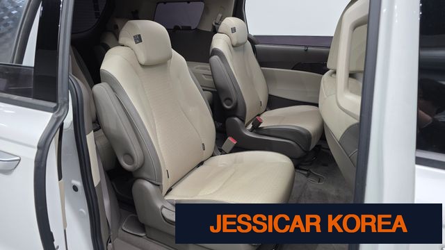 2021 Kia Carnival 4th Gen - Thumbnail 18