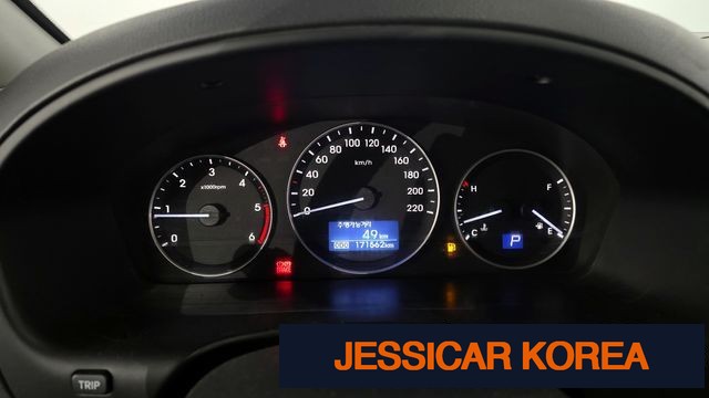 2019 Hyundai The New Grand Starex - Thumbnail 6