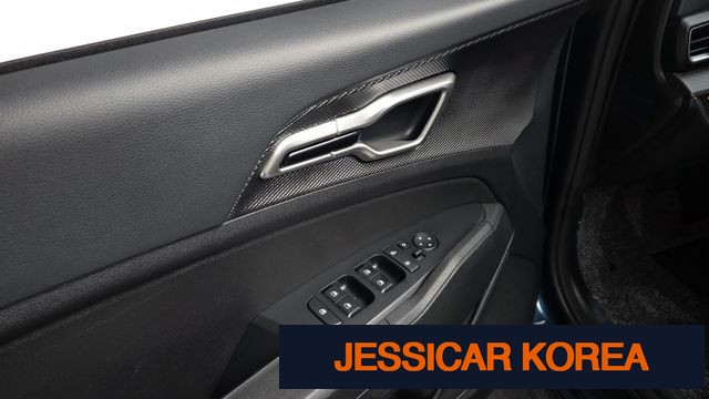 2024 Kia Sportage 5th Gen - Thumbnail 2