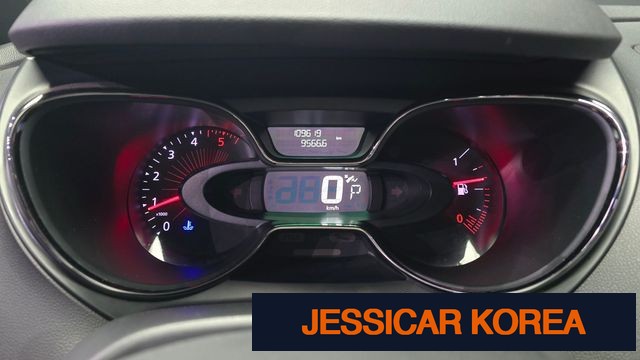 2017 Renault Korea QM3 - Thumbnail 3