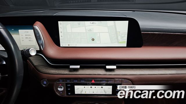 2022 Genesis G90 (RS4) - Thumbnail 3