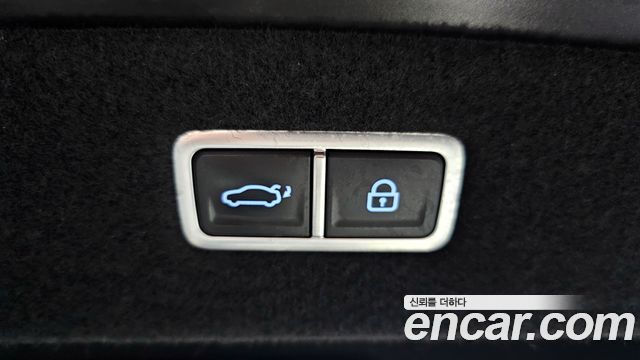 2022 Genesis G90 (RS4) - Thumbnail 10