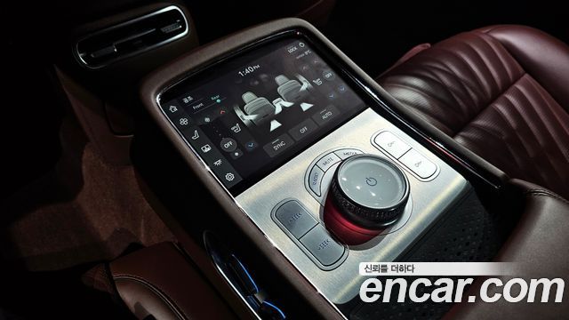 2022 Genesis G90 (RS4) - Thumbnail 13