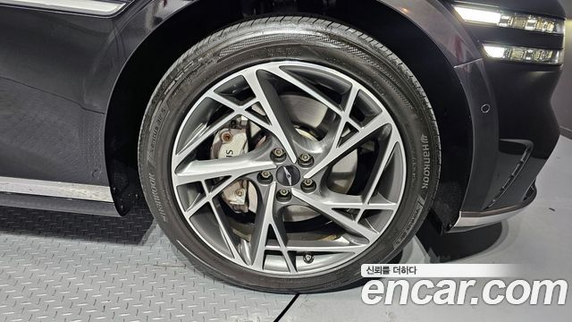 2022 Genesis G90 (RS4) - Thumbnail 17