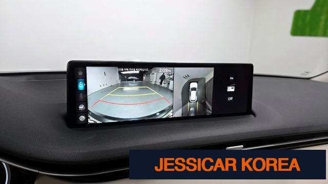 2021 Genesis GV70 - Thumbnail 4
