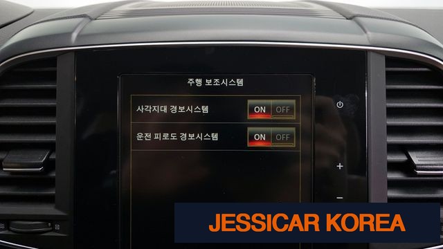 2022 Renault Korea The New QM6 - Thumbnail 5