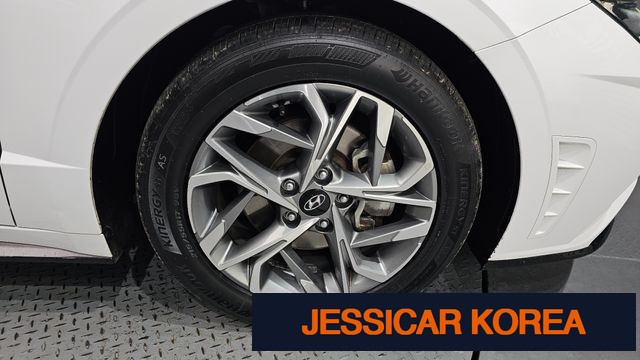 2023 Hyundai Sonata (DN8) - Thumbnail 3