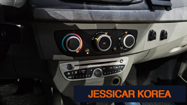 2011 Renault Korea New SM3 - Thumbnail 16