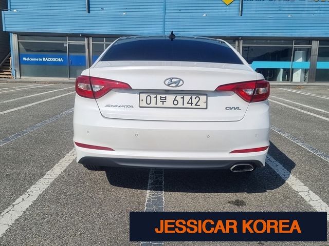 2015 Hyundai LF Sonata - Thumbnail 18