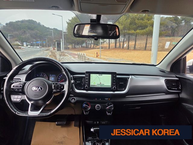 2019 Kia stonic - Thumbnail 6