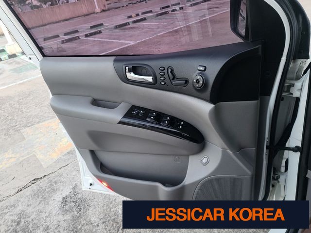 2013 Kia Carnival R - Thumbnail 11