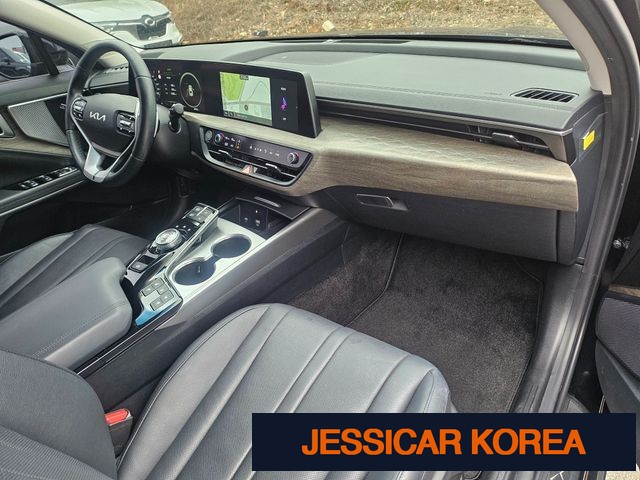 2024 Kia K8 - Thumbnail 5