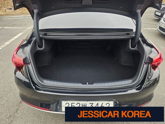 2024 Kia K8 - Thumbnail 6