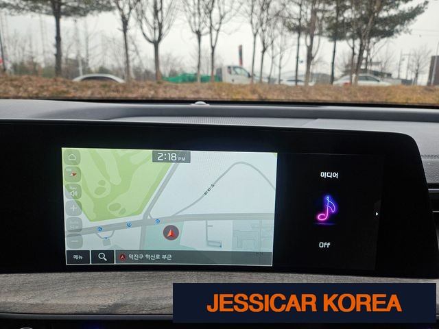 2024 Kia K8 - Thumbnail 19