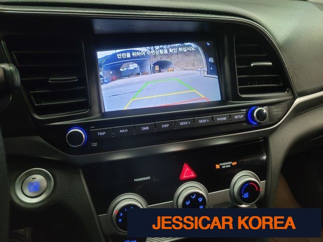 2019 Hyundai The New Avante AD - Thumbnail 8