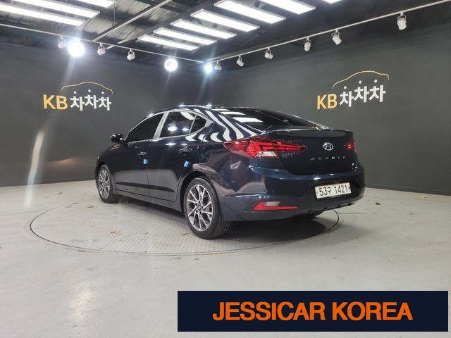 2019 Hyundai The New Avante AD - Thumbnail 17