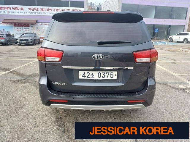 2017 Kia All New Carnival - Thumbnail 3