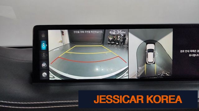 2023 Genesis GV70 - Thumbnail 16