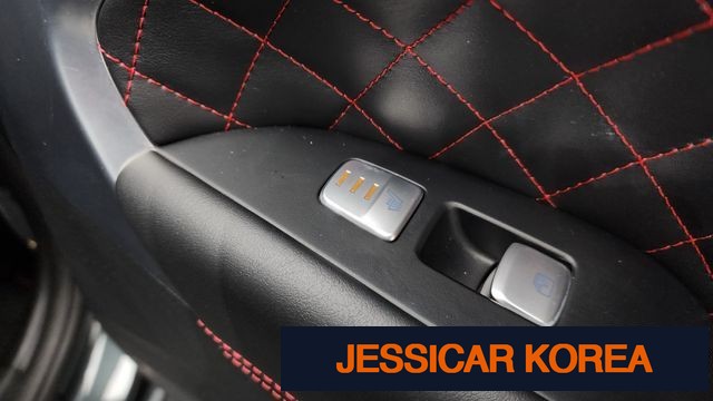 2020 Genesis G70 - Thumbnail 17