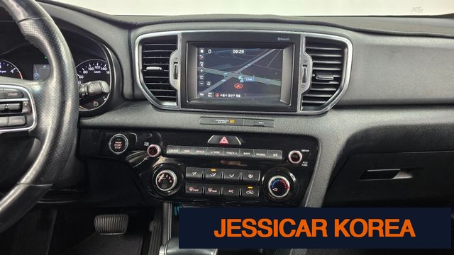 2016 Kia Sportage 4th generation - Thumbnail 9