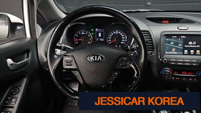 2017 Kia The New K3 - Thumbnail 7
