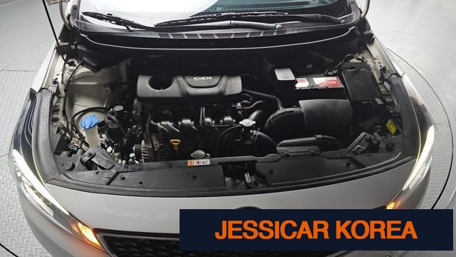 2017 Kia The New K3 - Thumbnail 11