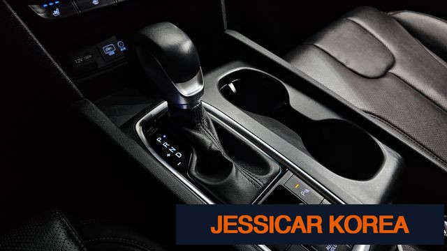 2020 Hyundai Santa Fe TM - Thumbnail 15