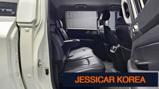 2018 KG Mobility Rexton Sports - Thumbnail 9