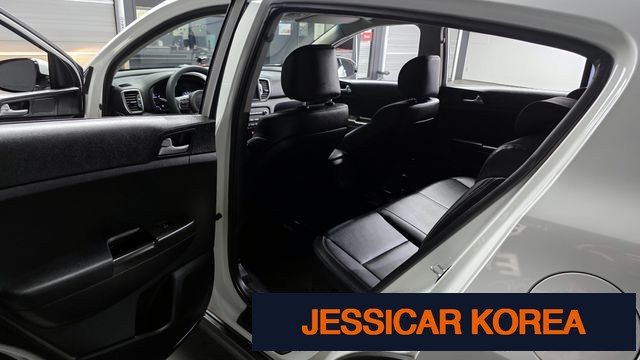 2018 Kia Sportage 4th generation - Thumbnail 9