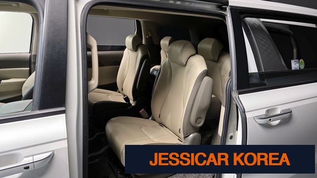 2021 Kia Carnival 4th Gen - Thumbnail 8