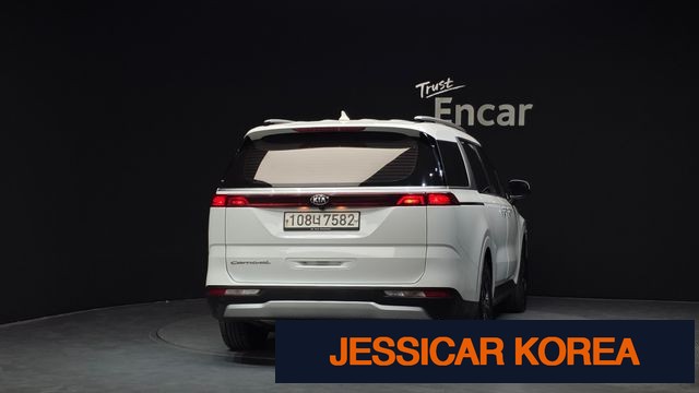 2021 Kia Carnival 4th Gen - Thumbnail 16