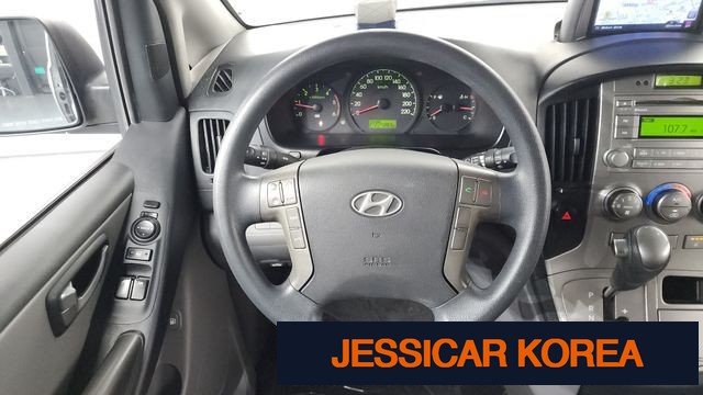 2016 Hyundai Grand Starex - Thumbnail 12