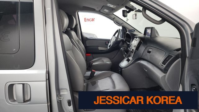 2016 Hyundai Grand Starex - Thumbnail 17